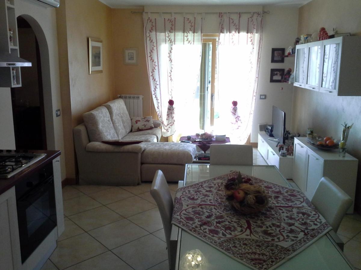 Appartamento Victoria Con Parcheggio Privato 치비타베키아 외부 사진